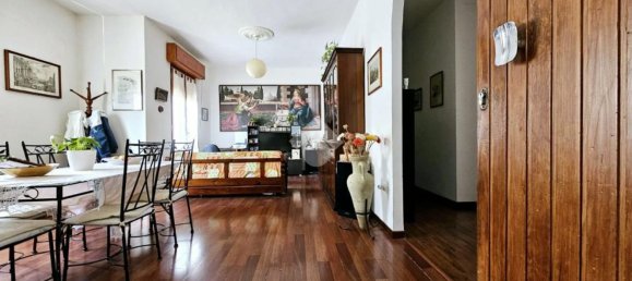 4-salle Appartement à Quartu Sant'Elena, Italy No. 50731 2