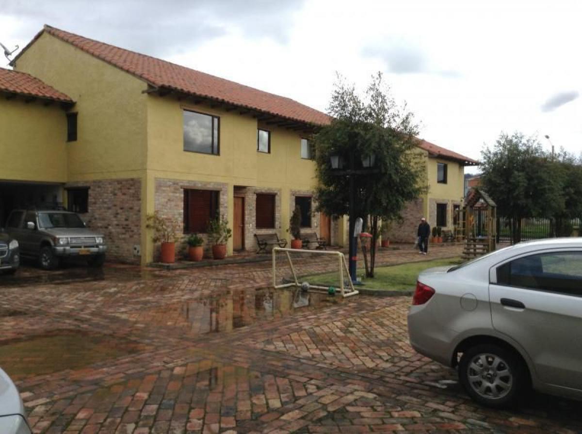 Casa T4 em Cundinamarca, Colombia N.º 6070