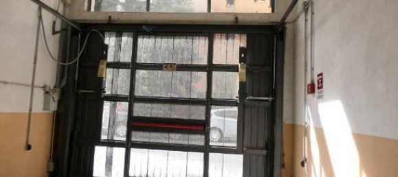 Estacionamento T1 em Bologna, Italy N.º 338703 3