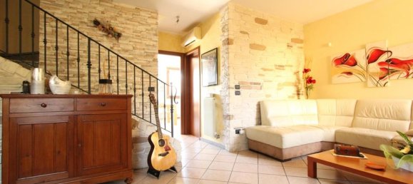 5 bedrooms Villa in Verona, Italy No. 321455 2