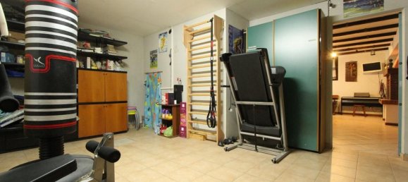 5 bedrooms Villa in Verona, Italy No. 321455 36