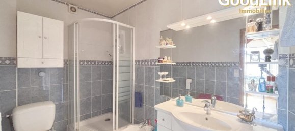 4 bedrooms House in Drancy, France No. 350086 10