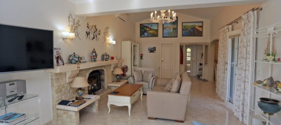 Вилла с 4 спальнями в Коста Де Ла Кальма, Испания № 16305 3