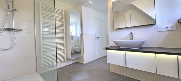 5 bedrooms Townhouse in Stuttgart, Germany No. 34096 17