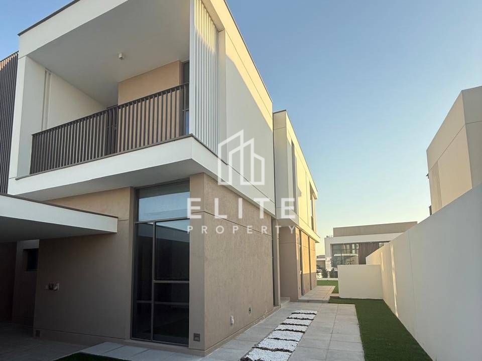 Таунхаус с 4 спальнями в Дубай, ОАЭ № 113073