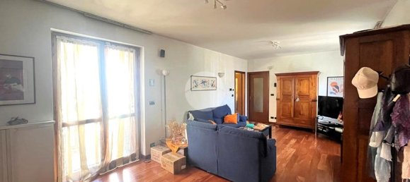 3 bedrooms Villa in San Mauro Torinese, Italy No. 340419 7