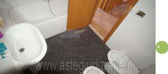 Квартира с 4 комнатами в Рим, Италия № 198680 79