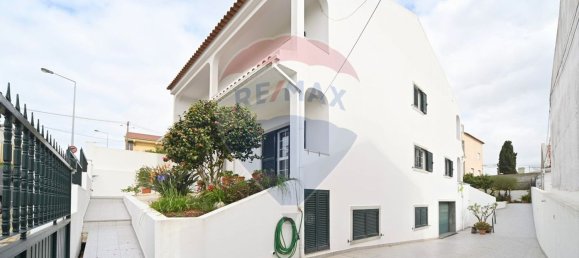 4 bedrooms House in Amadora, Portugal No. 173861 2