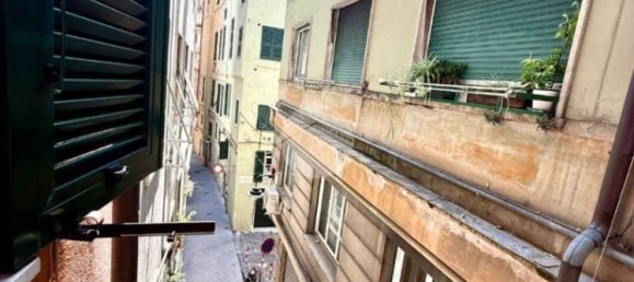 2 bedrooms Apartment in Genoa, Italy No. 275196 11