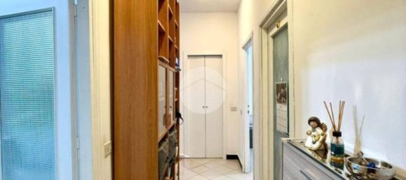 2 bedrooms Apartment in Genoa, Italy No. 275196 3