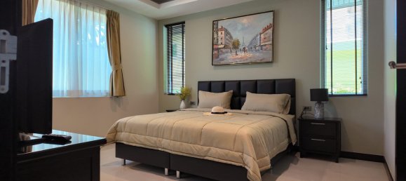 Moradia T4 em Pattaya, Thailand N.º 26570 26