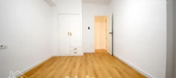 3 Schlafzimmer Wohnung in Valencia, Spain, Nr. 137203 15