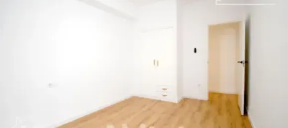 3 Schlafzimmer Wohnung in Valencia, Spain, Nr. 137203 21