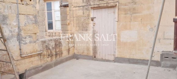 Таунхаус с 4 спальнями в Лука, Мальта № 1115 16