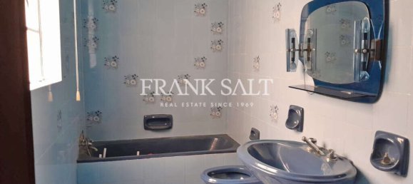 Таунхаус с 4 спальнями в Лука, Мальта № 1115 14