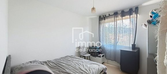 3 Schlafzimmer Wohnung in Oyonnax, France, Nr. 341085 8