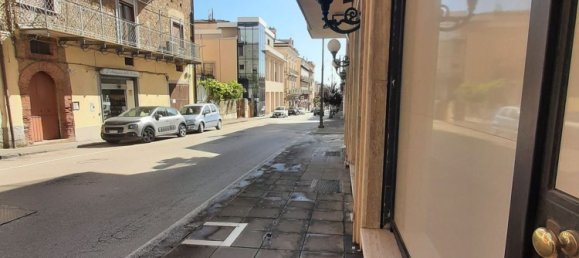 Gewerbliche Immobilie in Vallo della Lucania, Italy 38m², Nr. 311556 11