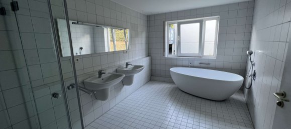 Квартира с 2 спальнями в Штутгарт, Германия № 27238 30