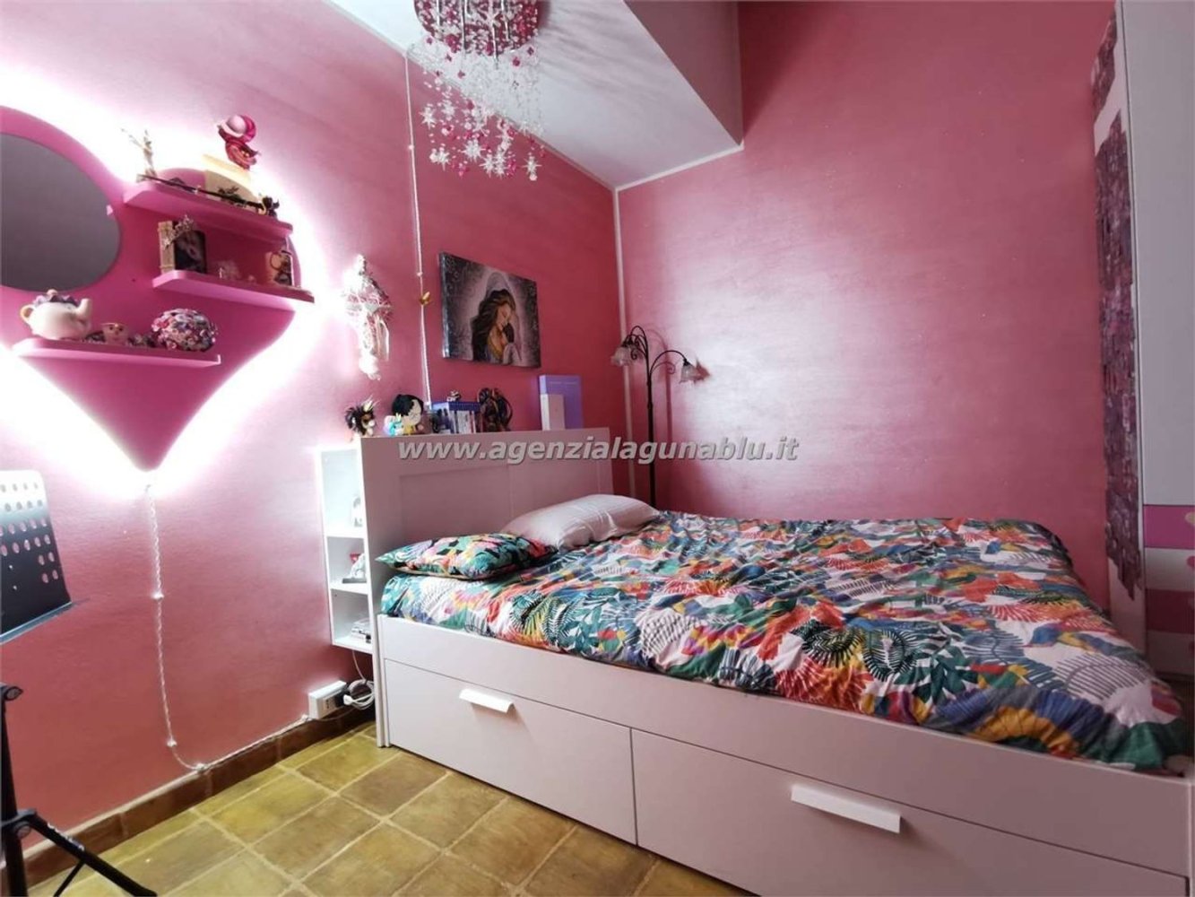 6غرفة فيلا في Marsala, Italy رقم 145954