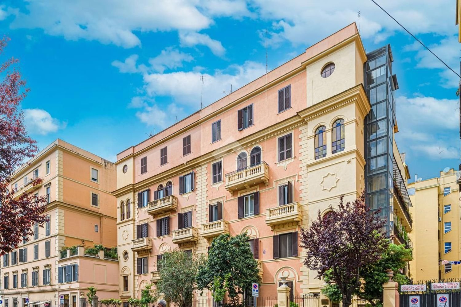 1 bedroom Apartment in Rome, Italy No. 356968