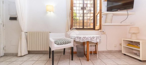 1 bedroom Apartment in Rome, Italy No. 356968 7