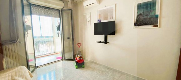 Apartamento de 3 habitaciónes en Bari, Italy No. 27626 24