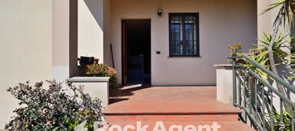 4 Schlafzimmer Villa in Aprilia, Italy, Nr. 9109 5