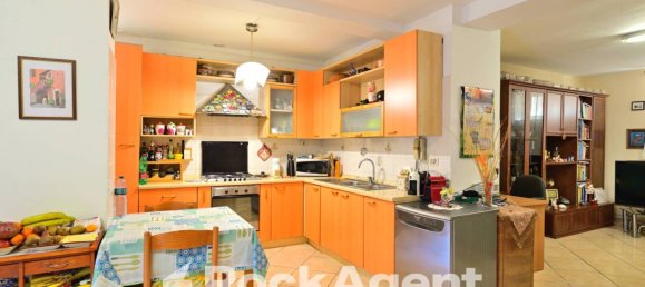 4 Schlafzimmer Villa in Aprilia, Italy, Nr. 9109 9