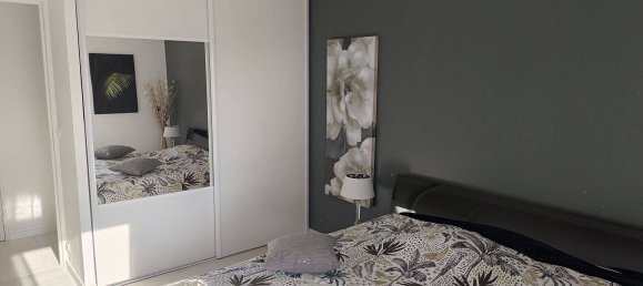 1 bedroom Apartment in Saint-Raphael, France No. 326579 8