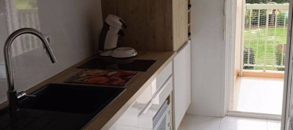 1 bedroom Apartment in Saint-Raphael, France No. 326579 2