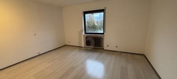 3 rooms Apartment in Saarland, Germany No. 90052 2