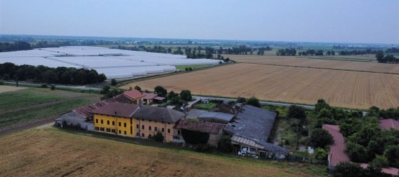 11غرفة منزل في Brignano Gera d'Adda, Italy رقم 153140 15