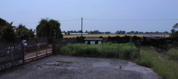 11غرفة منزل في Brignano Gera d'Adda, Italy رقم 153140 22