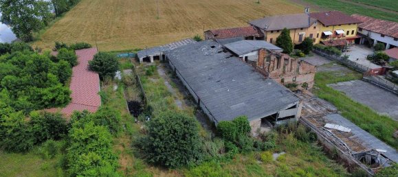 11غرفة منزل في Brignano Gera d'Adda, Italy رقم 153140 2