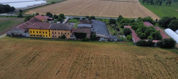 11غرفة منزل في Brignano Gera d'Adda, Italy رقم 153140 13