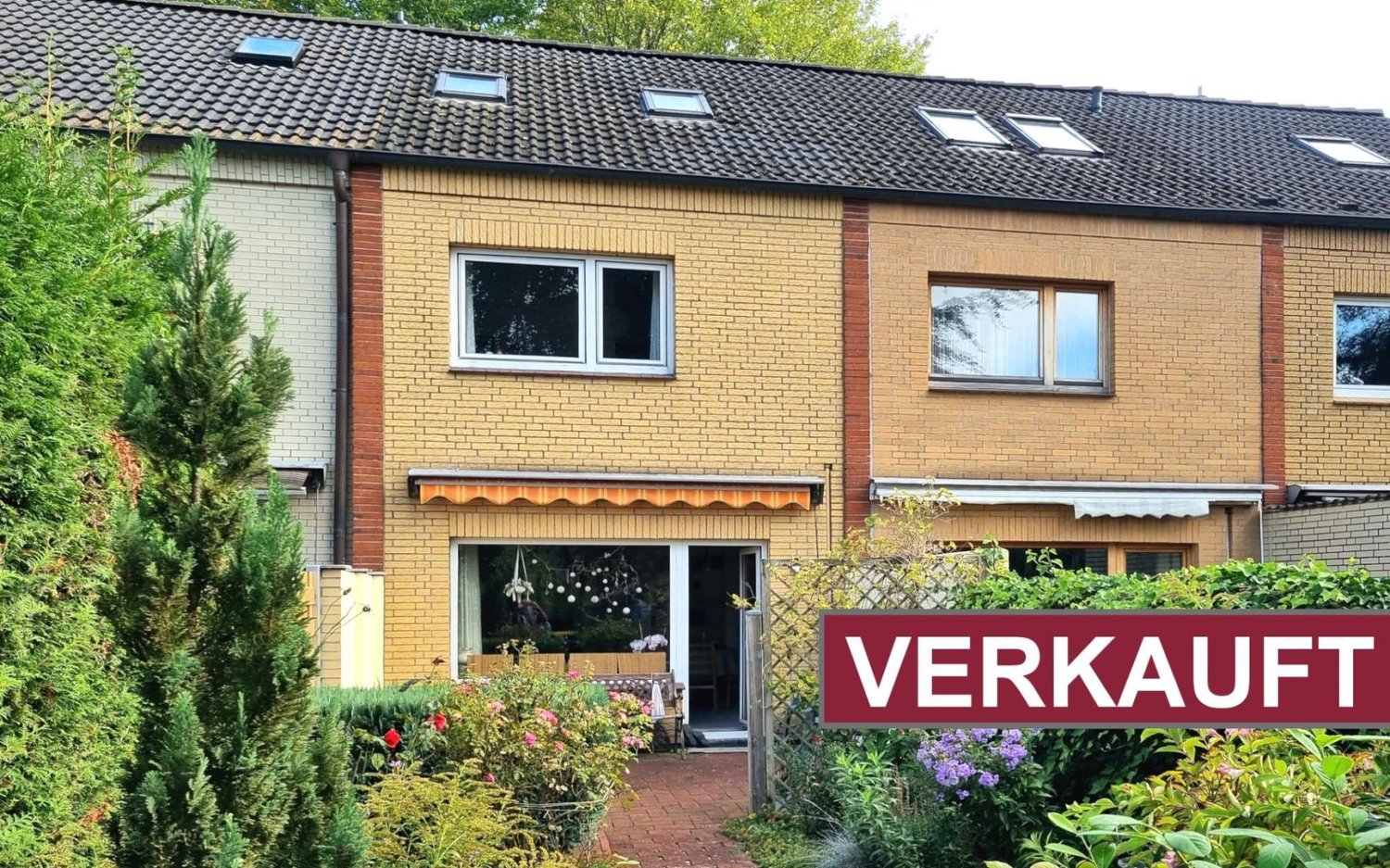 Adosado de 3 habitaciónes en Stormarn, Germany No. 41248