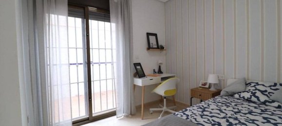 Casa de 3 dormitorios en San Miguel de Salinas, Spain No. 186388 13