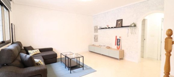 Casa de 3 dormitorios en San Miguel de Salinas, Spain No. 186388 8