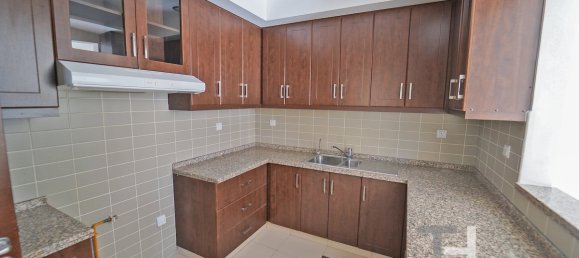 4 bedrooms Villa in Reem, UAE No. 32225 13