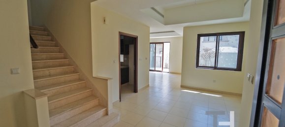 4 bedrooms Villa in Reem, UAE No. 32225 3
