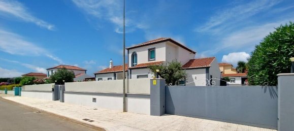 Villa T4 em Quelfes, Portugal N.º 249239 32