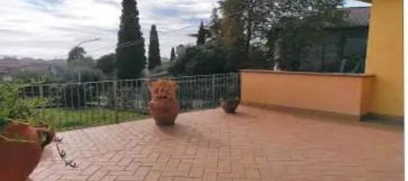 Дом с 5 комнатами в Пассиньяно суль Тразимено, Италия № 46634 17