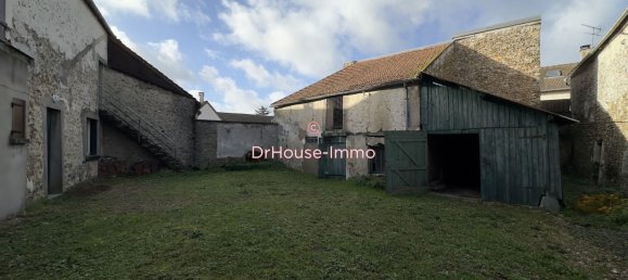 Дом с 6 комнатами в Лез Аллюэ-ле-Руа, Франция № 169504 6