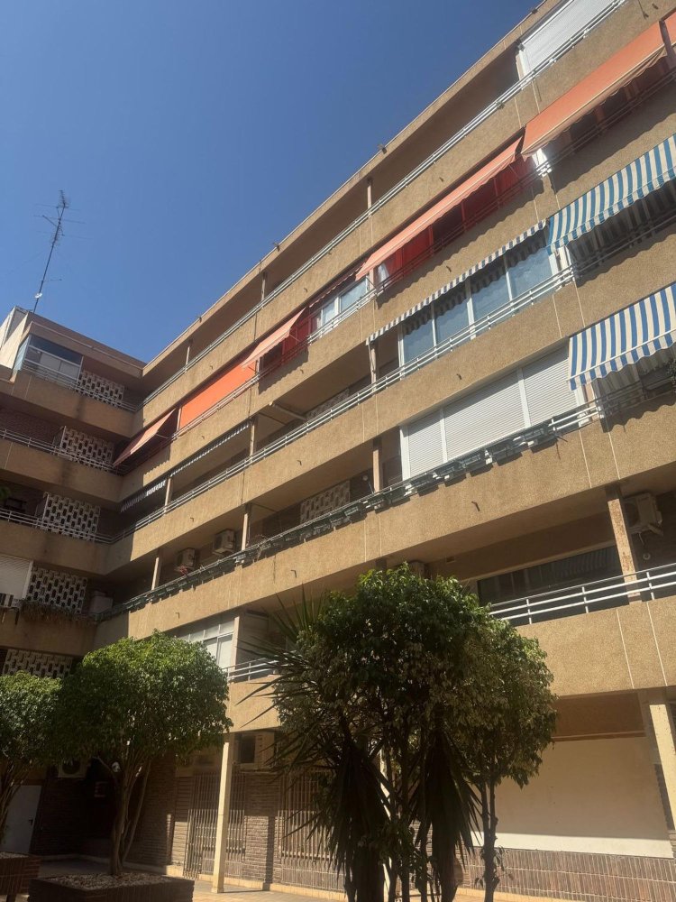 2 chambres Appartement à Alicante, Spain No. 202123