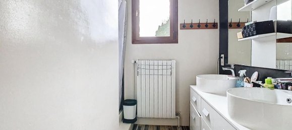 3 bedrooms House in Liancourt, France No. 227724 6