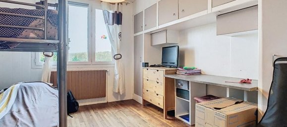 3 bedrooms House in Liancourt, France No. 227724 7