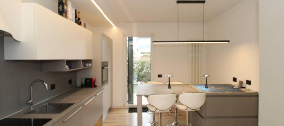 3 rooms Apartment in Montebello Vicentino, Italy No. 70034 6