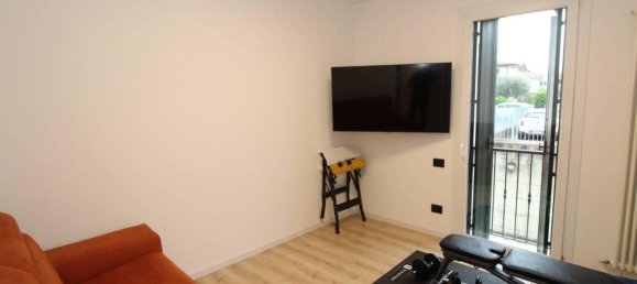 3 rooms Apartment in Montebello Vicentino, Italy No. 70034 14