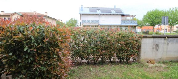 3 rooms Apartment in Montebello Vicentino, Italy No. 70034 26