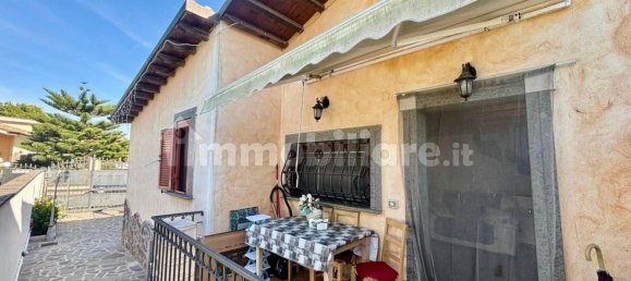 3 غرف نوم فيلا في Ardea, Italy رقم 351824 2